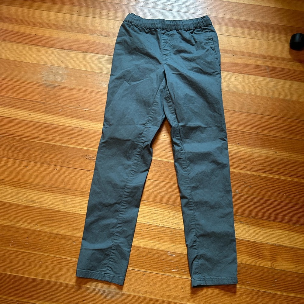 Pact Woven Twill Roll Up Pant